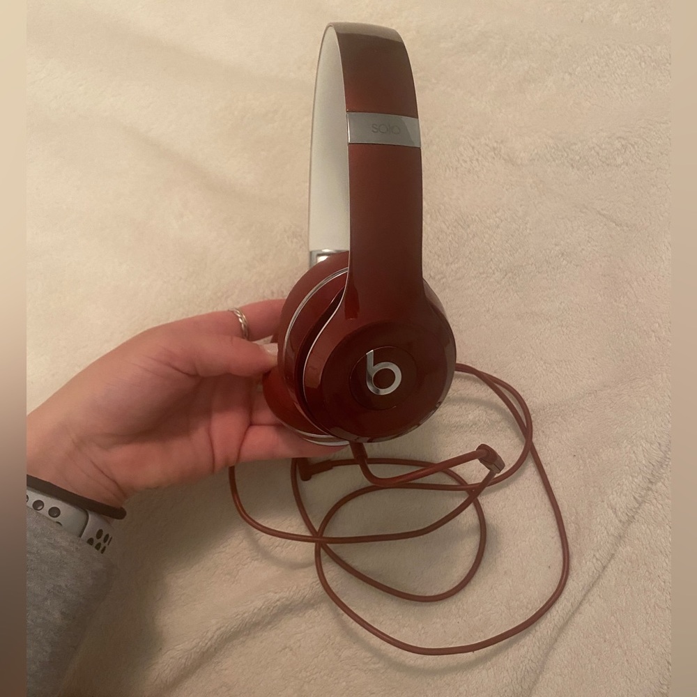 Beats wired headphones